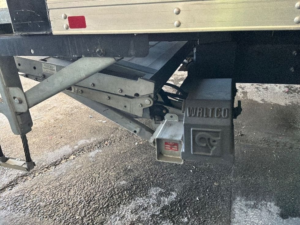 Medium Duty Box Truck-Light and Medium Duty Trucks-Freightliner-2019-M2-Fontana-CA-95,699\n\t\tmiles-$ 63,250 - Image 26