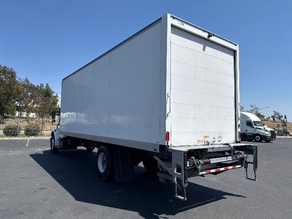 Medium Duty Box Truck-Light and Medium Duty Trucks-Freightliner-2019-M2-Fontana-CA-95,699\n\t\tmiles-$ 63,250 - Image 6