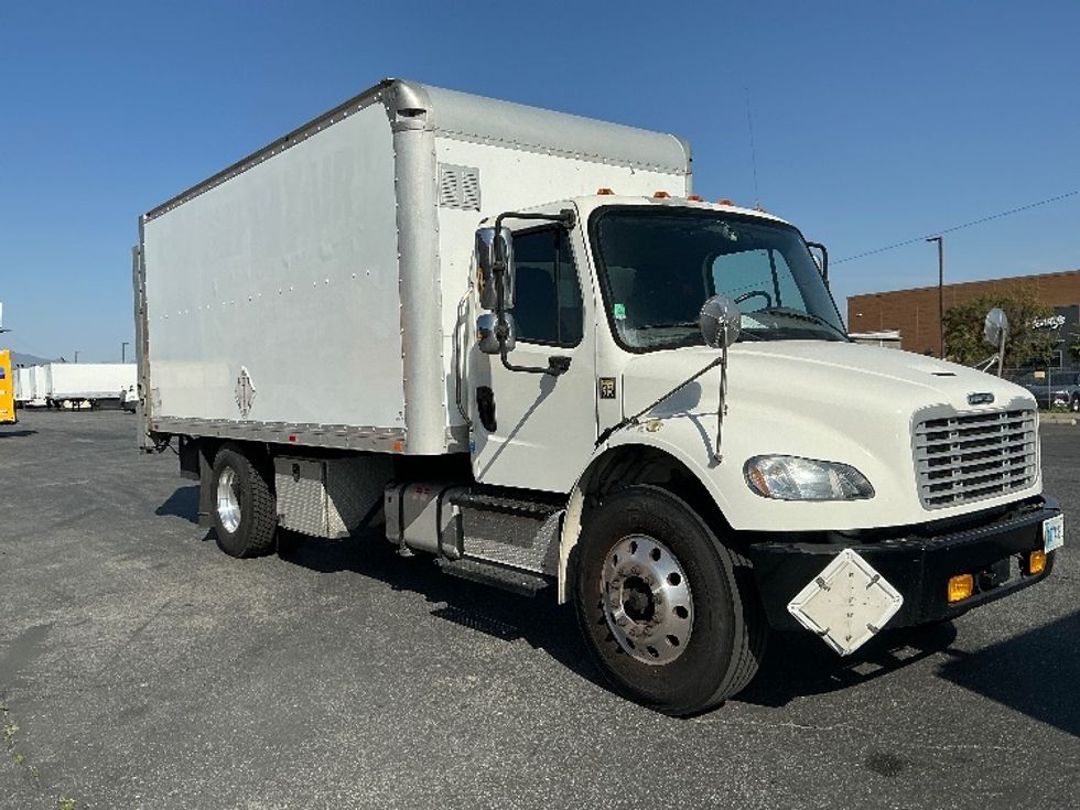 Medium Duty Box Truck-Light and Medium Duty Trucks-Freightliner-2019-M2-Fontana-CA-96,725\n\t\tmiles-$ 46,750 - Image 1