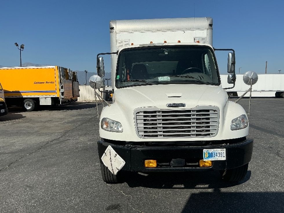 Medium Duty Box Truck-Light and Medium Duty Trucks-Freightliner-2019-M2-Fontana-CA-96,725\n\t\tmiles-$ 46,750 - Image 2