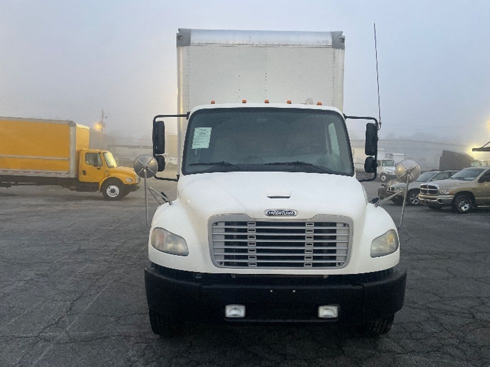 Medium Duty Box Truck-Light and Medium Duty Trucks-Freightliner-2019-M2-Forest Park-GA-201,638\n\t\tmiles-$ 41,250 - Image 2