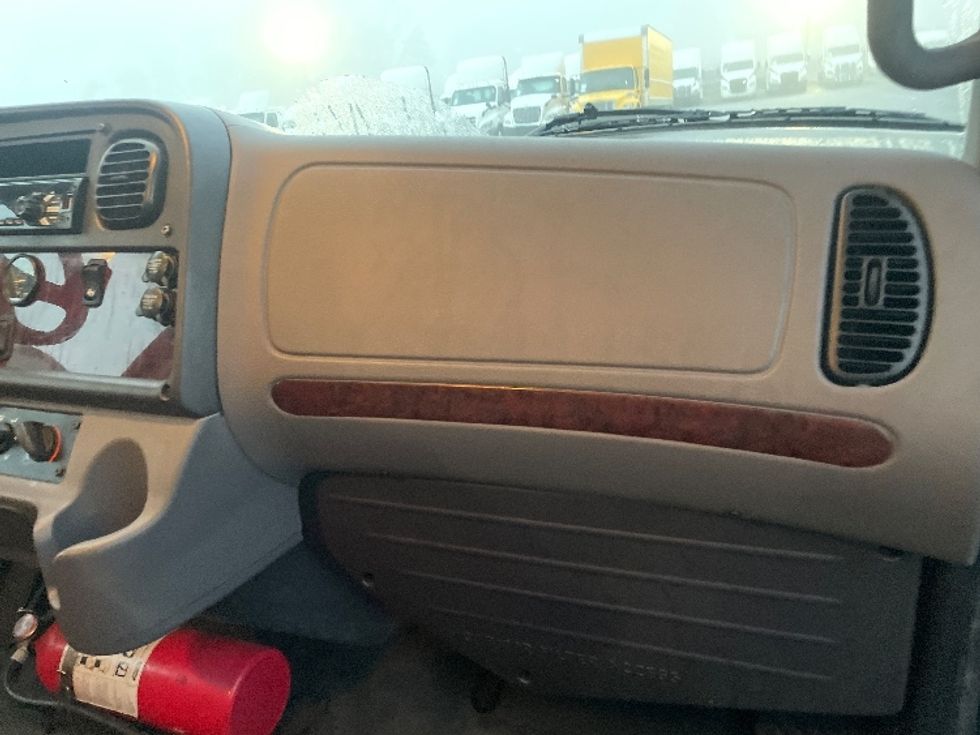 Medium Duty Box Truck-Light and Medium Duty Trucks-Freightliner-2019-M2-Forest Park-GA-201,638\n\t\tmiles-$ 41,250 - Image 21