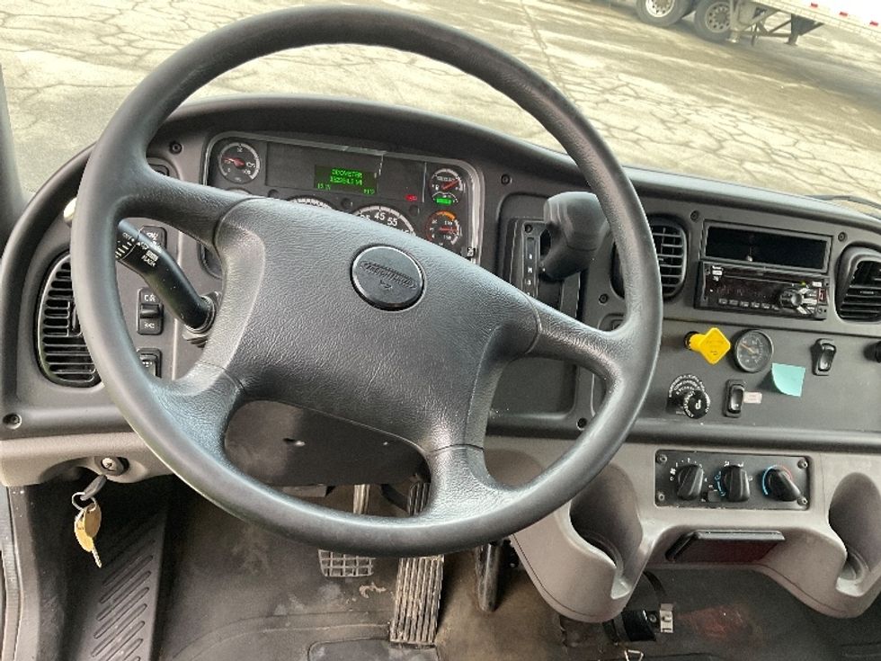 Medium Duty Box Truck-Light and Medium Duty Trucks-Freightliner-2019-M2-Fort Wayne-IN-152,327\n\t\tmiles-$ 54,500 - Image 18