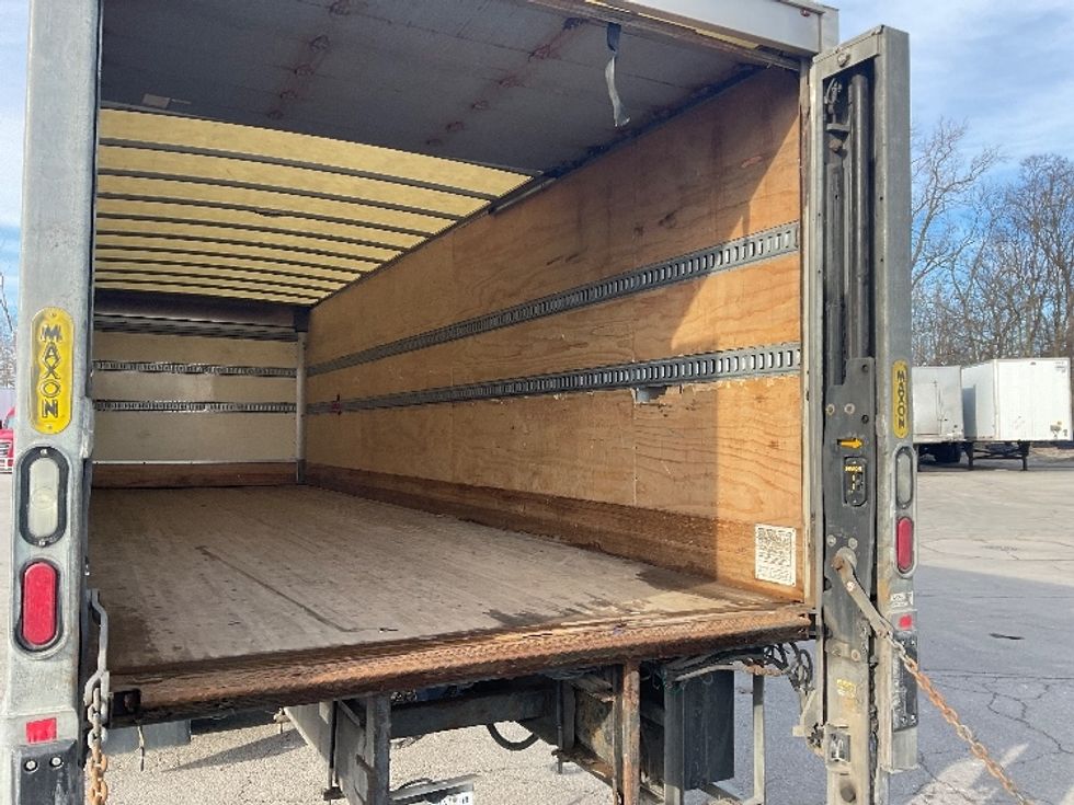 Medium Duty Box Truck-Light and Medium Duty Trucks-Freightliner-2019-M2-Fort Wayne-IN-160,227\n\t\tmiles-$ 53,750 - Image 12