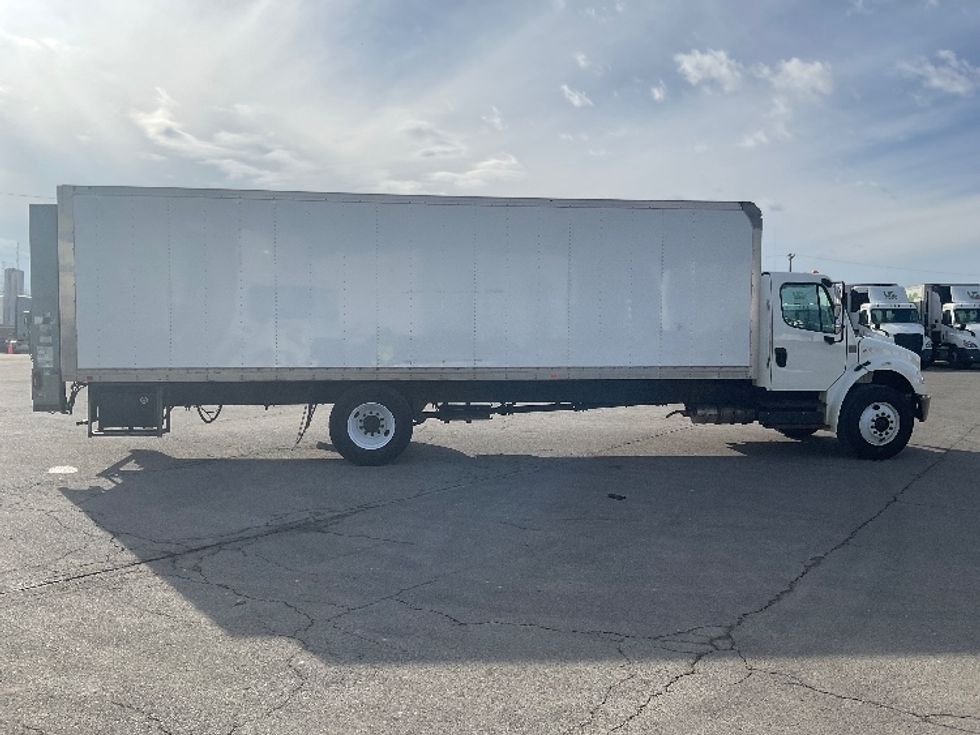 Medium Duty Box Truck-Light and Medium Duty Trucks-Freightliner-2019-M2-Fort Wayne-IN-160,227\n\t\tmiles-$ 53,750 - Image 15