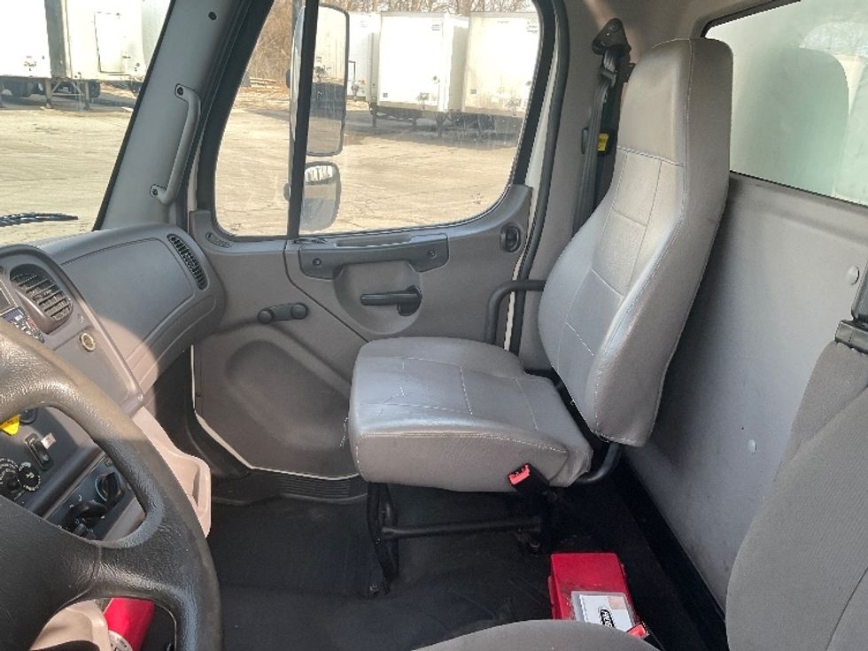 Medium Duty Box Truck-Light and Medium Duty Trucks-Freightliner-2019-M2-Fort Wayne-IN-160,227\n\t\tmiles-$ 53,750 - Image 19