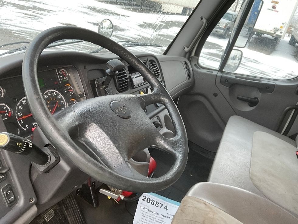 Medium Duty Box Truck-Light and Medium Duty Trucks-Freightliner-2019-M2-Fort Wayne-IN-355,800\n\t\tmiles-$ 20,000 - Image 16