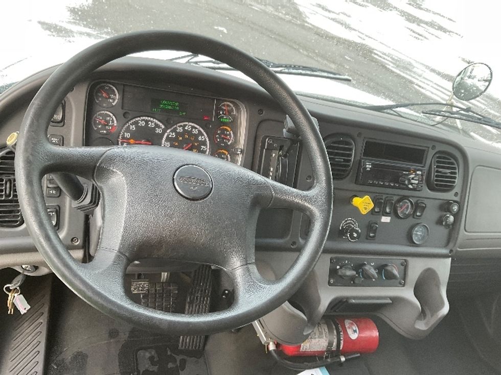 Medium Duty Box Truck-Light and Medium Duty Trucks-Freightliner-2019-M2-Fort Wayne-IN-355,800\n\t\tmiles-$ 20,000 - Image 17