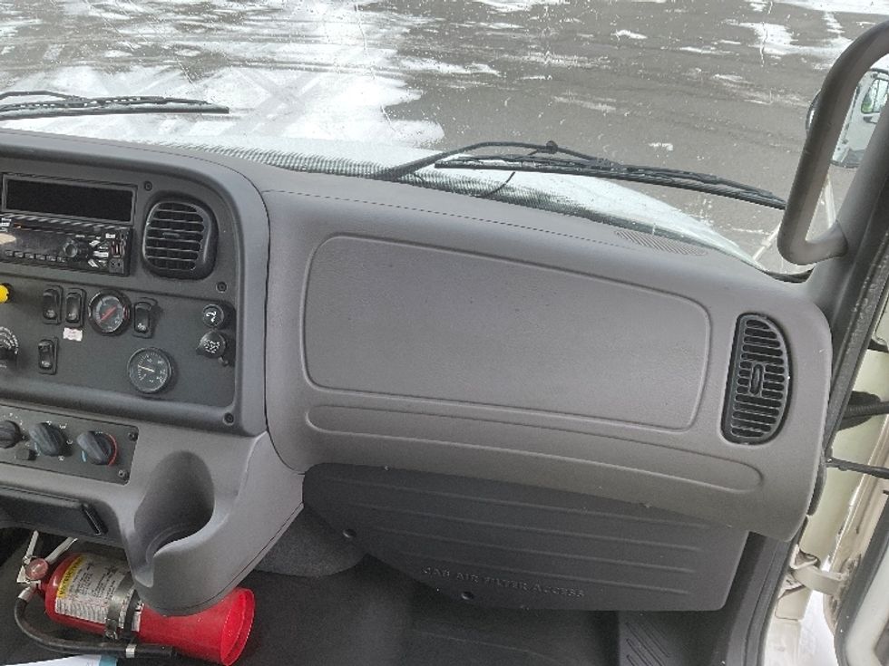 Medium Duty Box Truck-Light and Medium Duty Trucks-Freightliner-2019-M2-Fort Wayne-IN-355,800\n\t\tmiles-$ 20,000 - Image 20