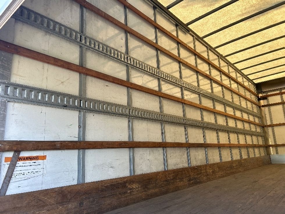 Medium Duty Box Truck-Light and Medium Duty Trucks-Freightliner-2019-M2-Franklin-MA-292,984\n\t\tmiles-$ 41,250 - Image 11