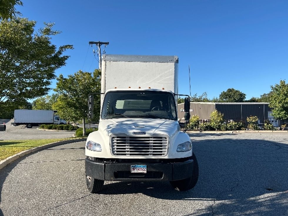 Medium Duty Box Truck-Light and Medium Duty Trucks-Freightliner-2019-M2-Franklin-MA-292,984\n\t\tmiles-$ 41,250 - Image 2