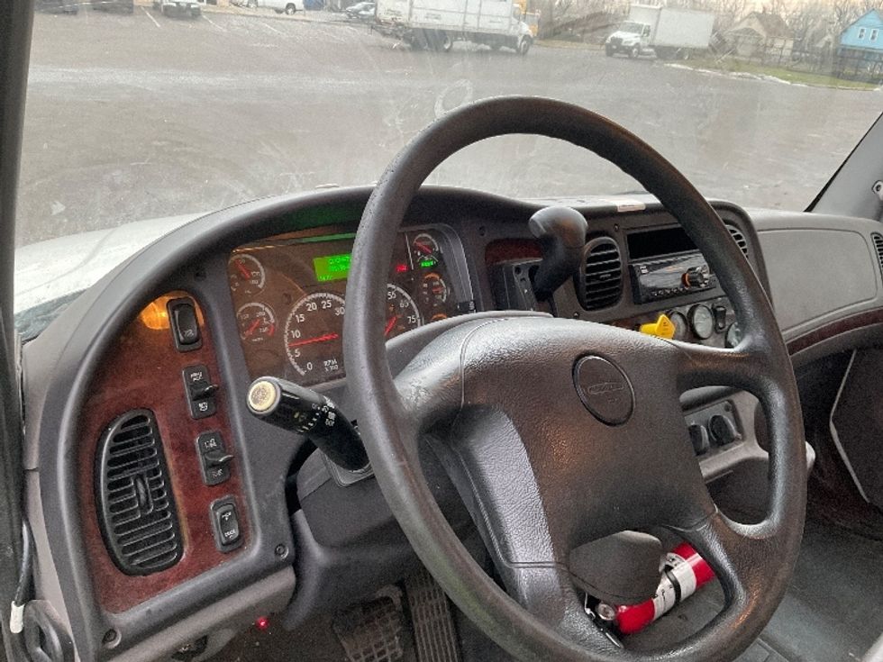 Medium Duty Box Truck-Light and Medium Duty Trucks-Freightliner-2019-M2-Fredonia-NY-269,915\n\t\tmiles-$ 36,000 - Image 17