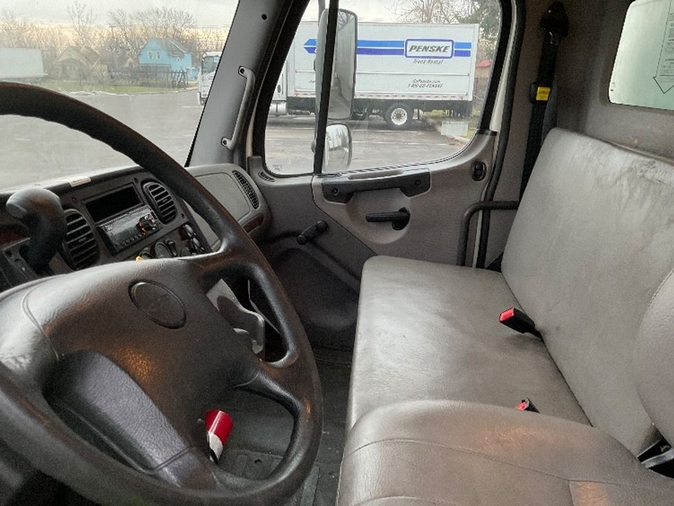 Medium Duty Box Truck-Light and Medium Duty Trucks-Freightliner-2019-M2-Fredonia-NY-269,915\n\t\tmiles-$ 36,000 - Image 19