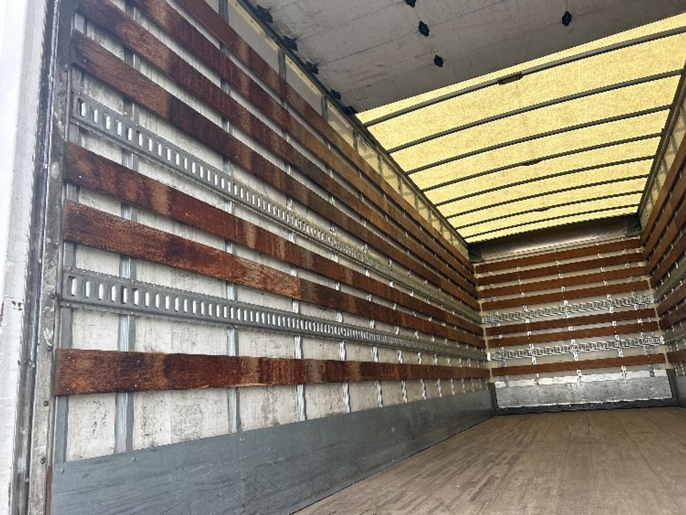 Medium Duty Box Truck-Light and Medium Duty Trucks-Freightliner-2019-M2-Fresno-CA-160,759\n\t\tmiles-$ 47,250 - Image 11