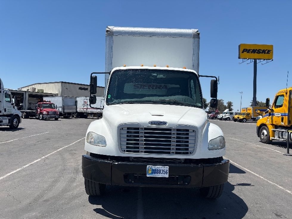 Medium Duty Box Truck-Light and Medium Duty Trucks-Freightliner-2019-M2-Fresno-CA-208,961\n\t\tmiles-$ 50,000 - Image 2