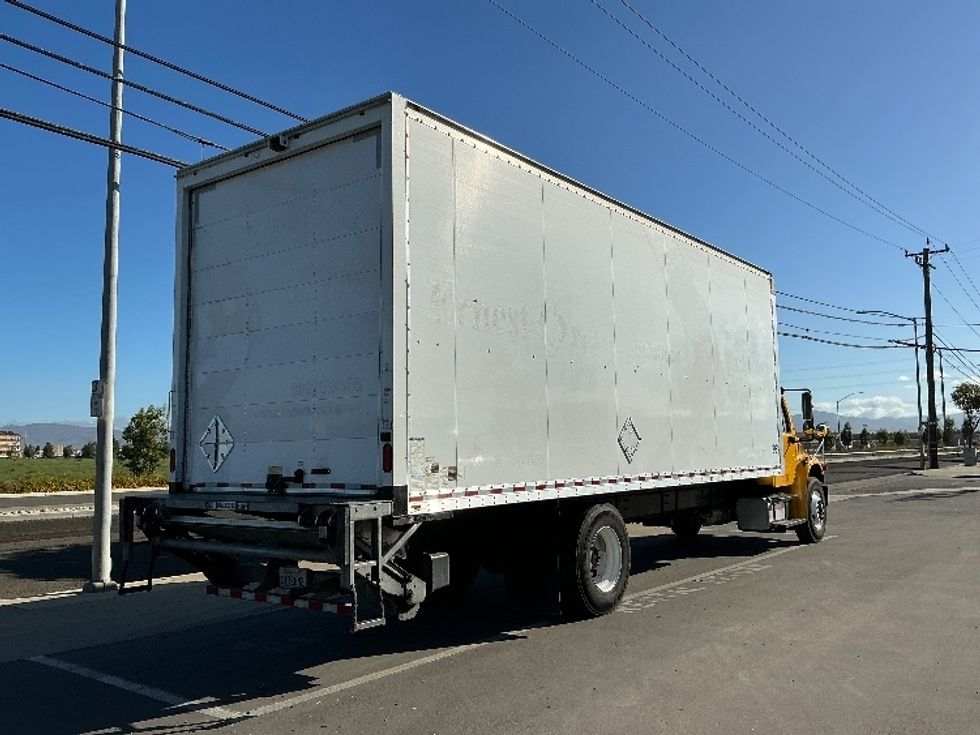 Medium Duty Box Truck-Light and Medium Duty Trucks-Freightliner-2019-M2-Fresno-CA-253,657\n\t\tmiles-$ 28,500 - Image 13