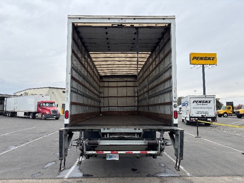 Medium Duty Box Truck-Light and Medium Duty Trucks-Freightliner-2019-M2-Fresno-CA-274,910\n\t\tmiles-$ 38,750 - Image 8