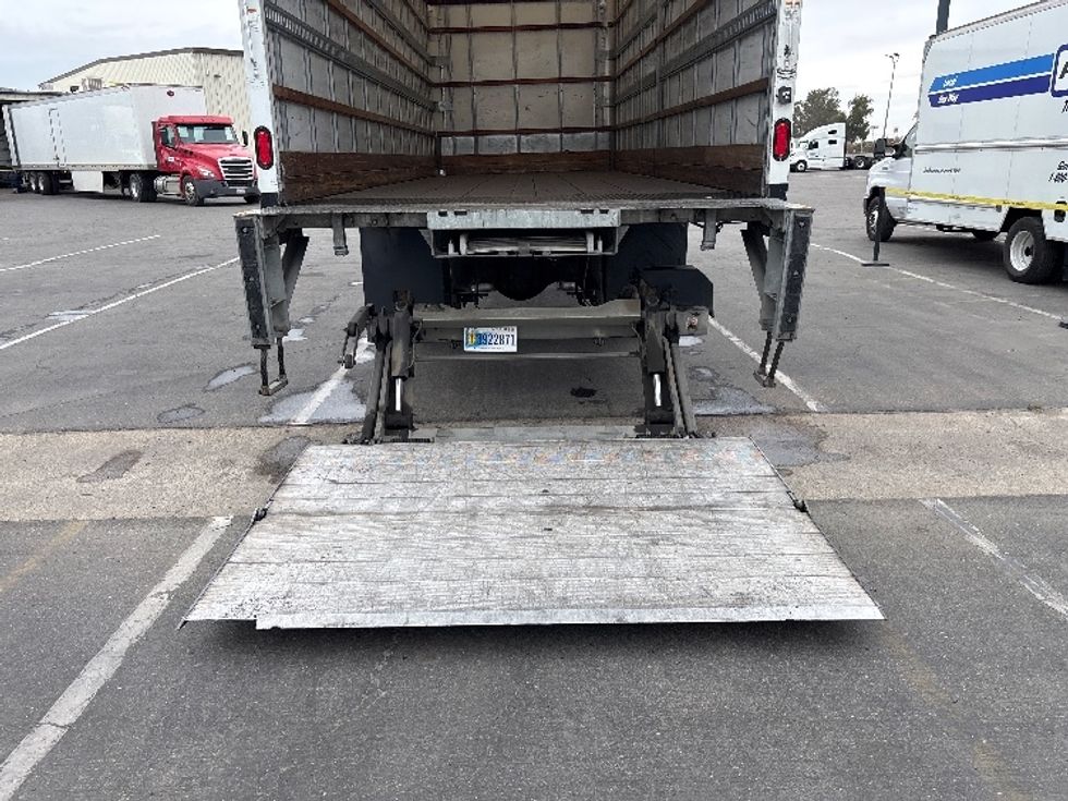 Medium Duty Box Truck-Light and Medium Duty Trucks-Freightliner-2019-M2-Fresno-CA-274,910\n\t\tmiles-$ 38,750 - Image 9