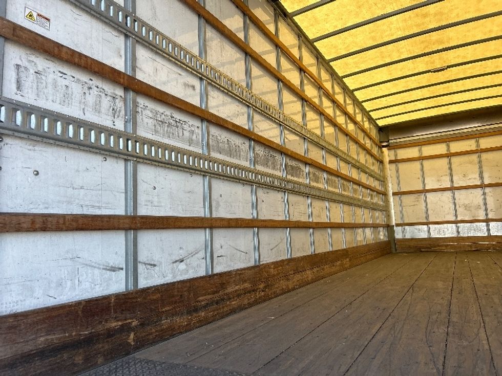 Medium Duty Box Truck-Light and Medium Duty Trucks-Freightliner-2019-M2-Fresno-CA-275,793\n\t\tmiles-$ 34,000 - Image 11