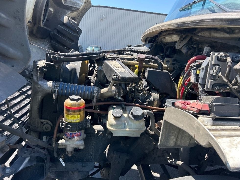 Medium Duty Box Truck-Light and Medium Duty Trucks-Freightliner-2019-M2-Fresno-CA-275,793\n\t\tmiles-$ 34,000 - Image 22