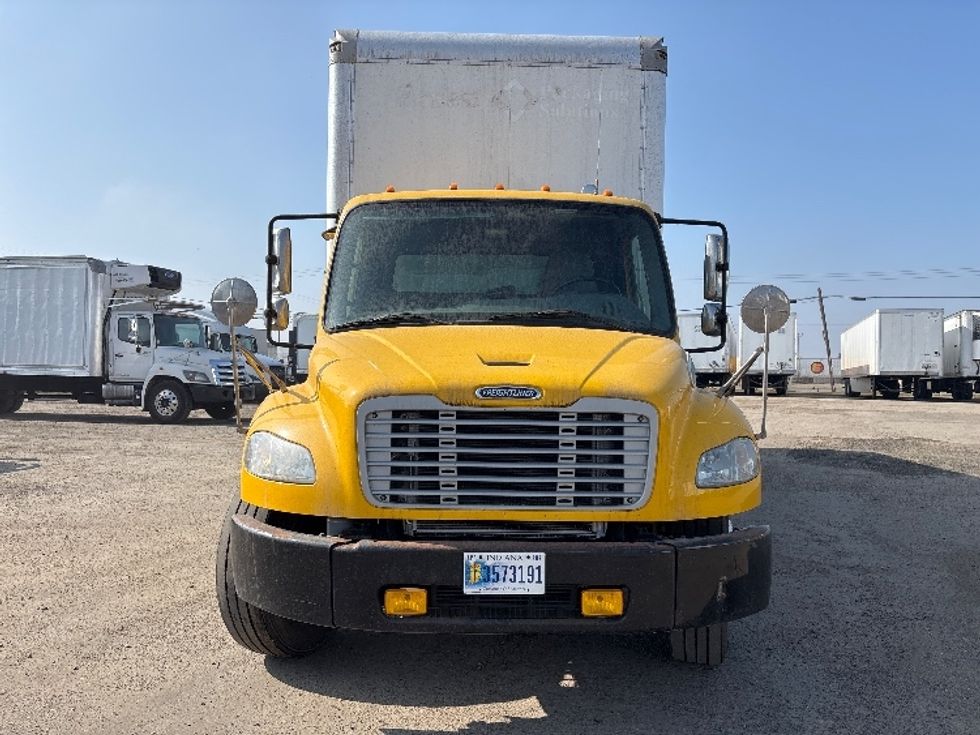 Medium Duty Box Truck-Light and Medium Duty Trucks-Freightliner-2019-M2-Fresno-CA-297,520\n\t\tmiles-$ 24,250 - Image 2