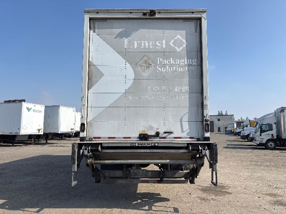 Medium Duty Box Truck-Light and Medium Duty Trucks-Freightliner-2019-M2-Fresno-CA-297,520\n\t\tmiles-$ 24,250 - Image 7