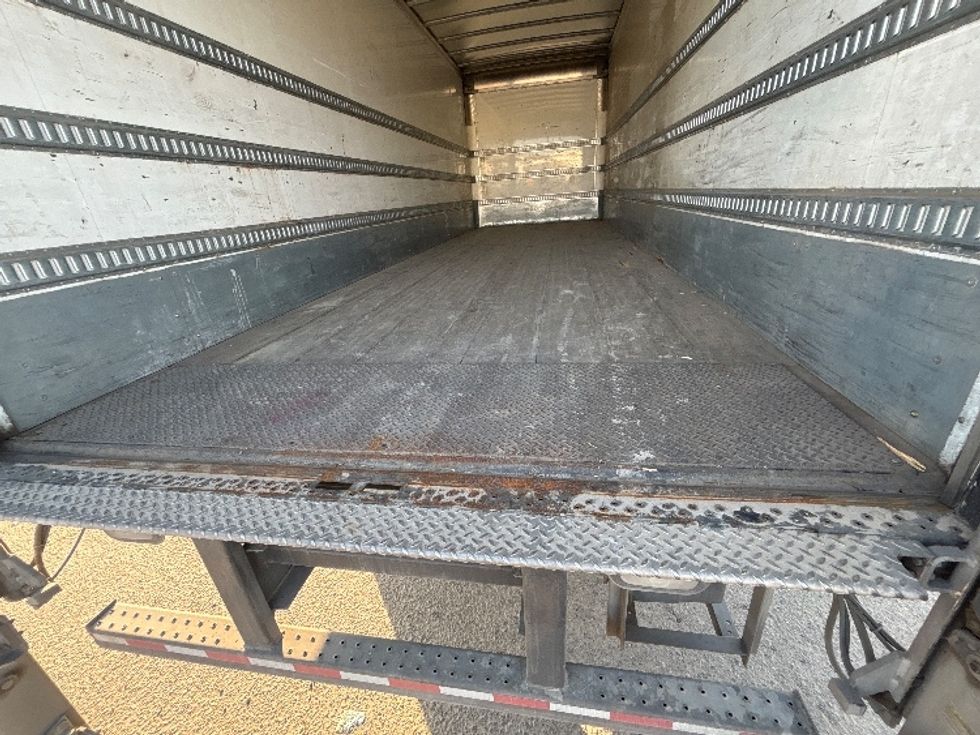 Medium Duty Box Truck-Light and Medium Duty Trucks-Freightliner-2019-M2-Fresno-CA-330,524\n\t\tmiles-$ 36,000 - Image 10