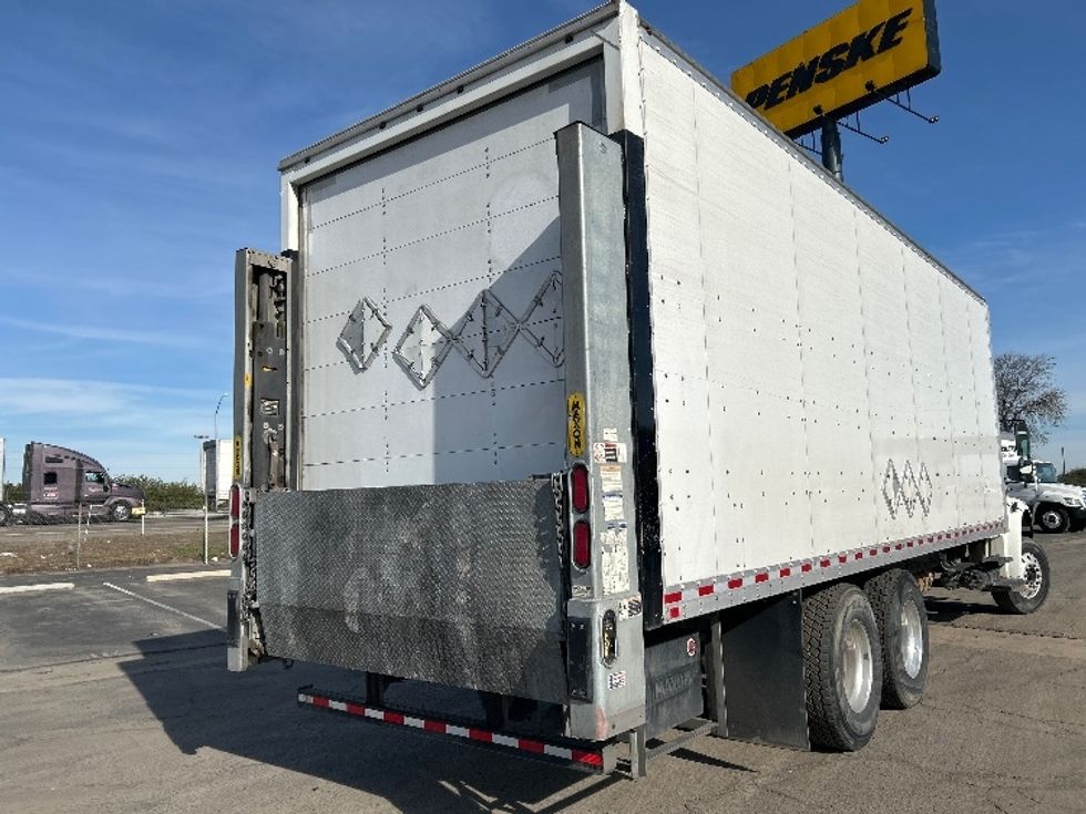 Medium Duty Box Truck-Light and Medium Duty Trucks-Freightliner-2019-M2-Fresno-CA-330,524\n\t\tmiles-$ 36,000 - Image 13