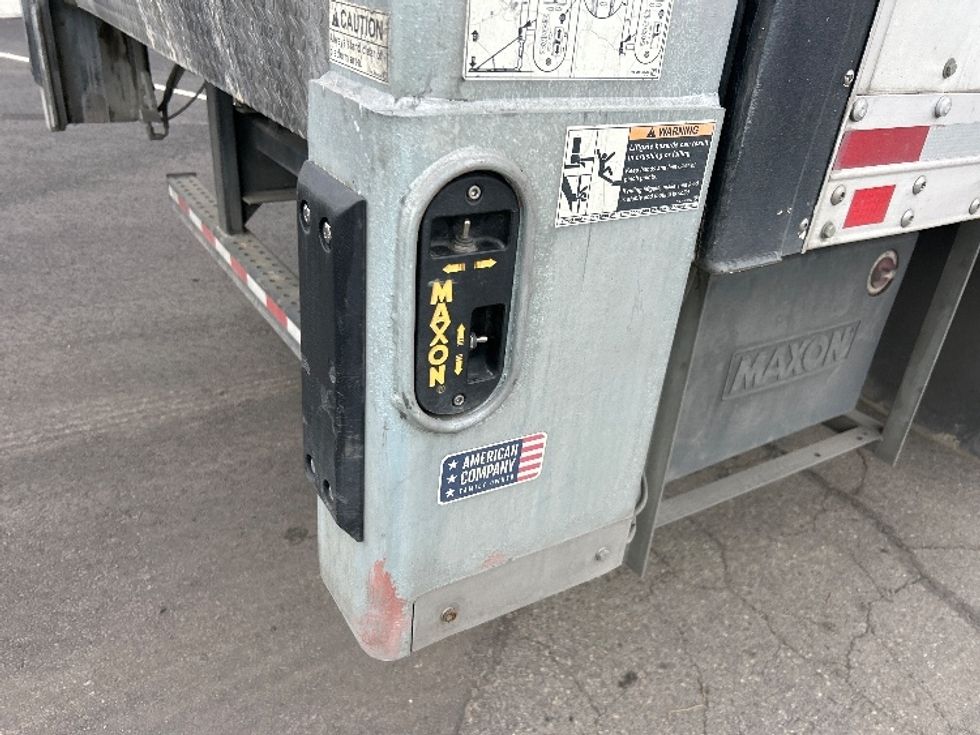 Medium Duty Box Truck-Light and Medium Duty Trucks-Freightliner-2019-M2-Fresno-CA-330,524\n\t\tmiles-$ 36,000 - Image 29