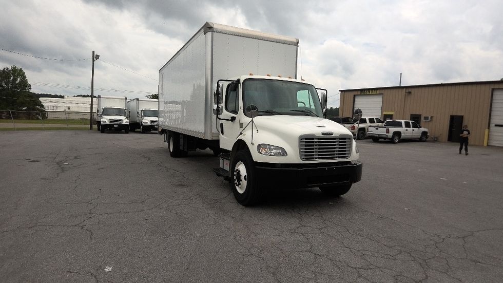 Medium Duty Box Truck-Light and Medium Duty Trucks-Freightliner-2019-M2-Gadsden-AL-170,788\n\t\tmiles-$ 49,250 - Image 1