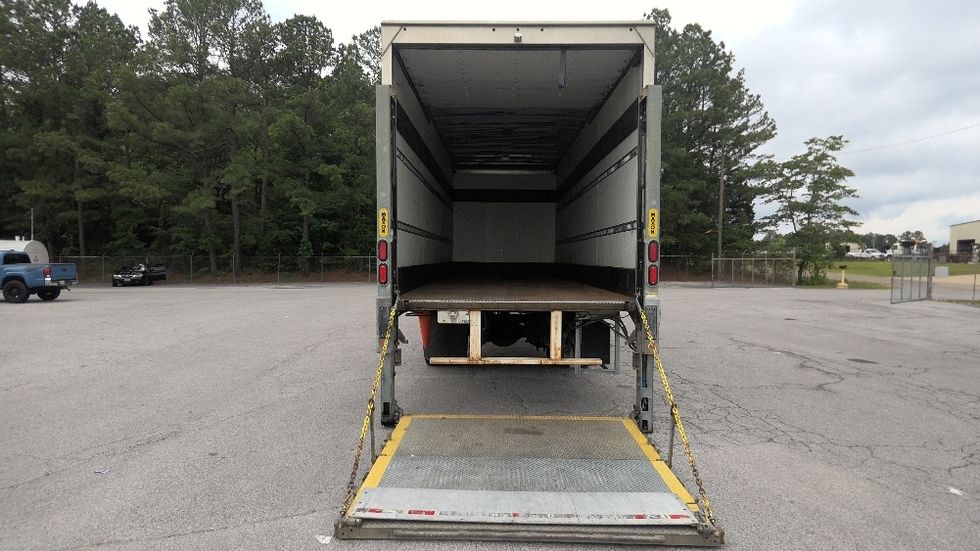 Medium Duty Box Truck-Light and Medium Duty Trucks-Freightliner-2019-M2-Gadsden-AL-170,788\n\t\tmiles-$ 49,250 - Image 9