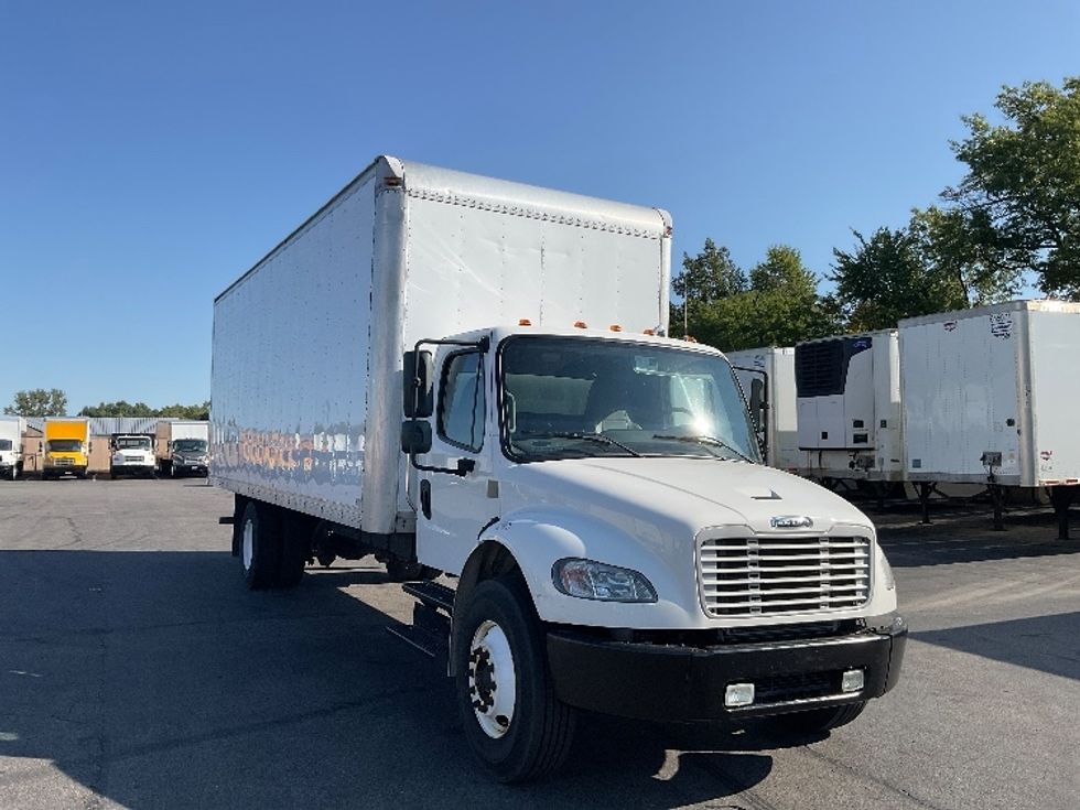 Medium Duty Box Truck-Light and Medium Duty Trucks-Freightliner-2019-M2-Gahanna-OH-272,770\n\t\tmiles-$ 29,250 - Image 1