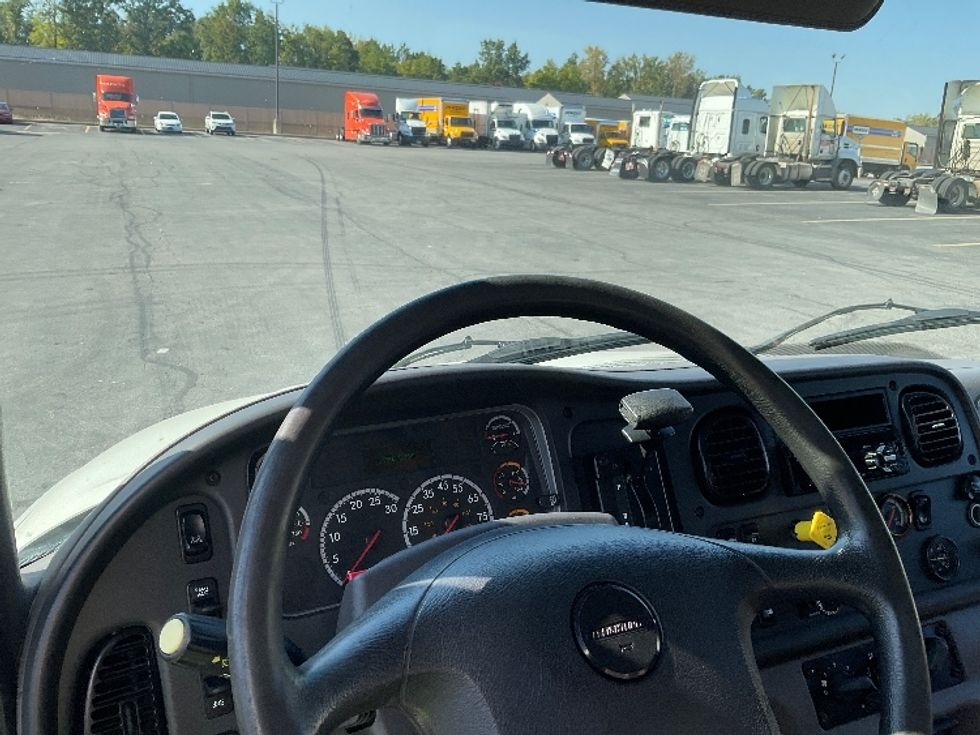 Medium Duty Box Truck-Light and Medium Duty Trucks-Freightliner-2019-M2-Gahanna-OH-272,770\n\t\tmiles-$ 29,250 - Image 18