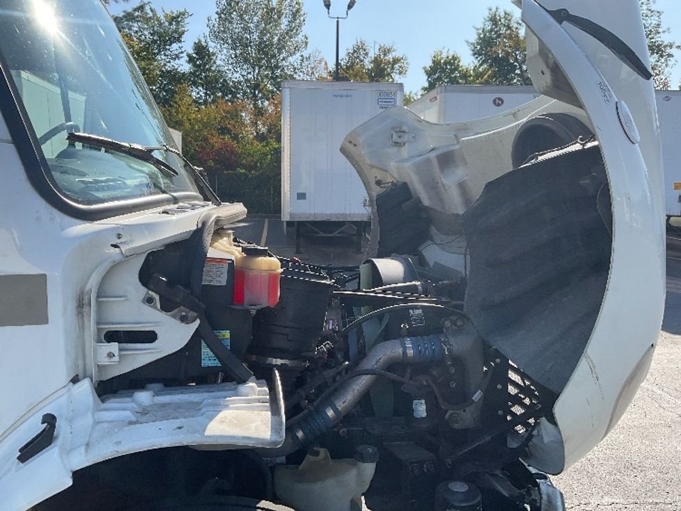 Medium Duty Box Truck-Light and Medium Duty Trucks-Freightliner-2019-M2-Gahanna-OH-272,770\n\t\tmiles-$ 29,250 - Image 23