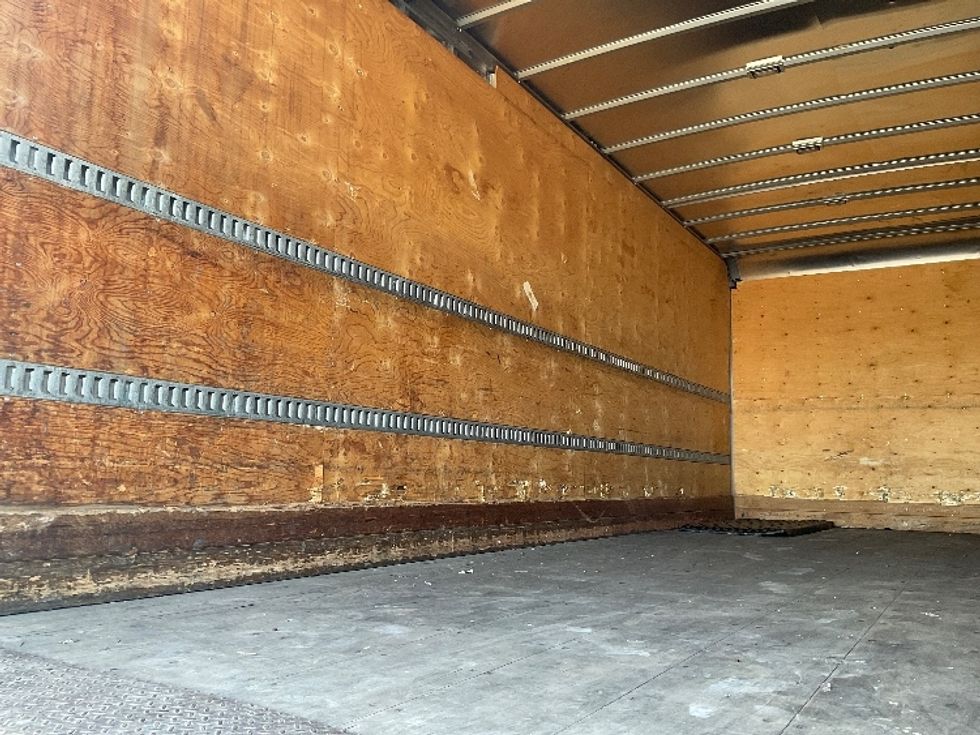 Medium Duty Box Truck-Light and Medium Duty Trucks-Freightliner-2019-M2-Gahanna-OH-280,737\n\t\tmiles-$ 26,250 - Image 12