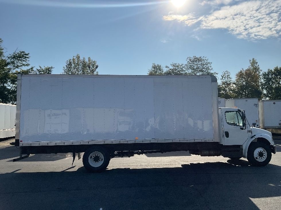 Medium Duty Box Truck-Light and Medium Duty Trucks-Freightliner-2019-M2-Gahanna-OH-280,737\n\t\tmiles-$ 26,250 - Image 15