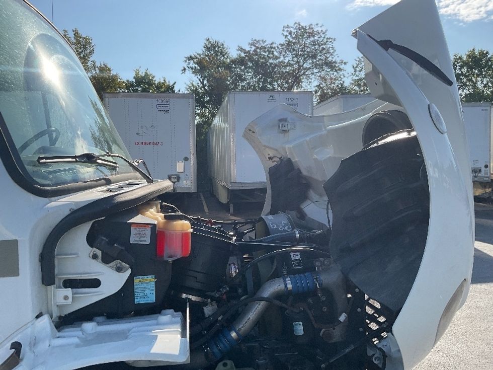 Medium Duty Box Truck-Light and Medium Duty Trucks-Freightliner-2019-M2-Gahanna-OH-280,737\n\t\tmiles-$ 26,250 - Image 23