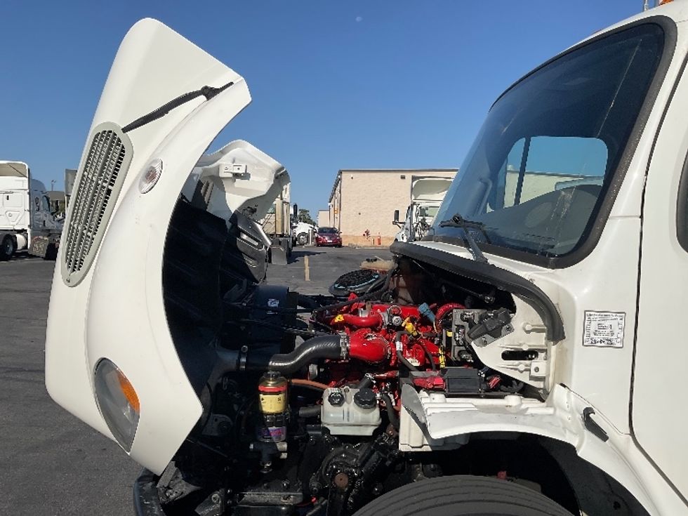 Medium Duty Box Truck-Light and Medium Duty Trucks-Freightliner-2019-M2-Gahanna-OH-280,737\n\t\tmiles-$ 26,250 - Image 24
