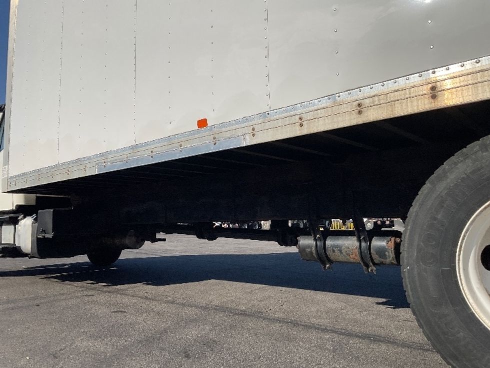 Medium Duty Box Truck-Light and Medium Duty Trucks-Freightliner-2019-M2-Gahanna-OH-280,737\n\t\tmiles-$ 26,250 - Image 5