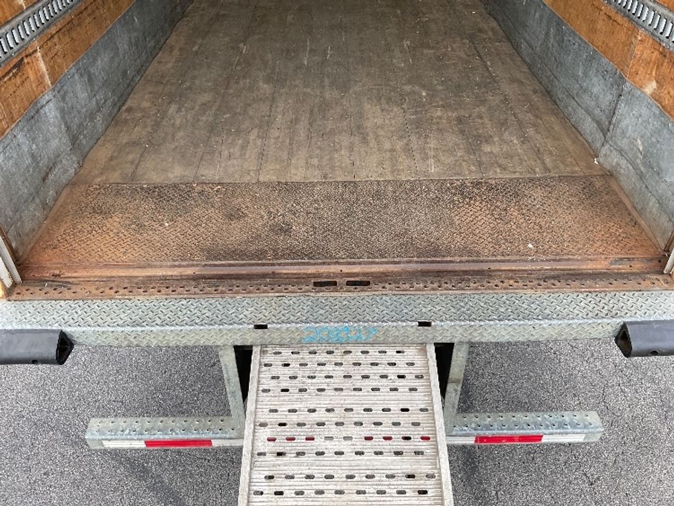 Medium Duty Box Truck-Light and Medium Duty Trucks-Freightliner-2019-M2-Gahanna-OH-345,266\n\t\tmiles-$ 21,250 - Image 10
