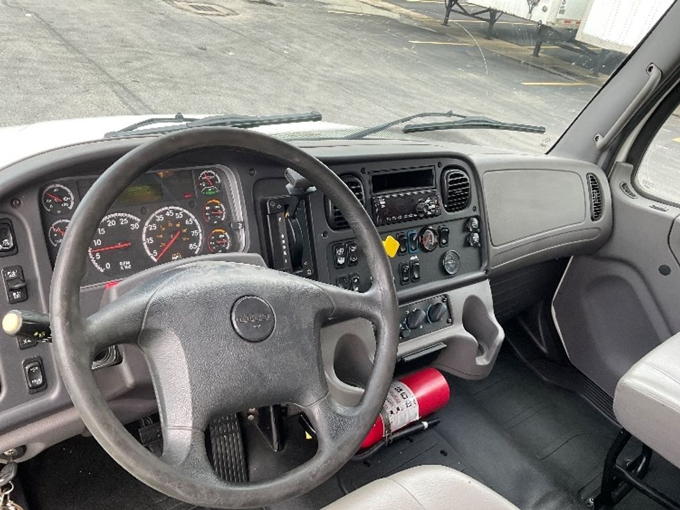 Medium Duty Box Truck-Light and Medium Duty Trucks-Freightliner-2019-M2-Gahanna-OH-345,266\n\t\tmiles-$ 21,250 - Image 17