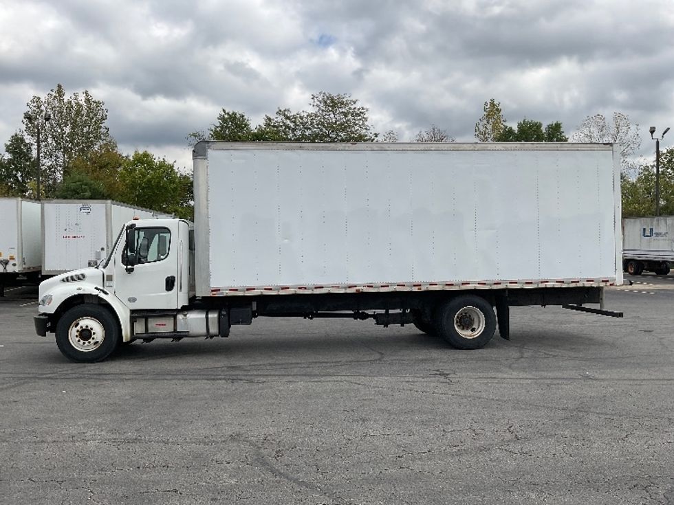 Medium Duty Box Truck-Light and Medium Duty Trucks-Freightliner-2019-M2-Gahanna-OH-345,266\n\t\tmiles-$ 21,250 - Image 4