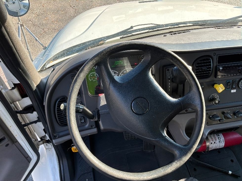 Medium Duty Box Truck-Light and Medium Duty Trucks-Freightliner-2019-M2-Gainesville-FL-142,375\n\t\tmiles-$ 60,250 - Image 17