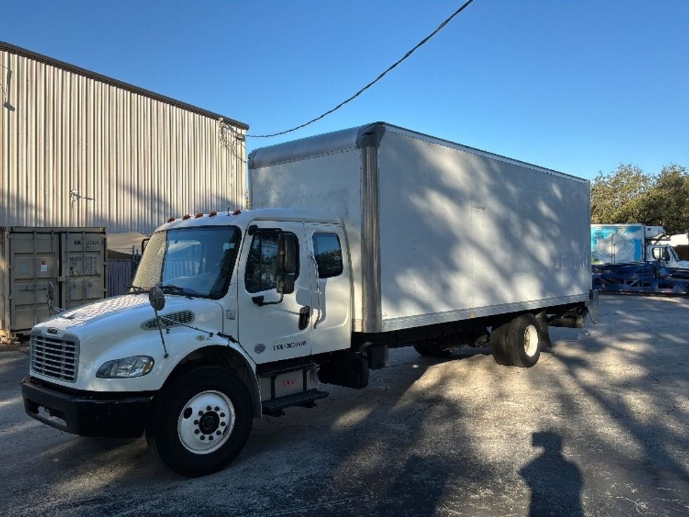 Medium Duty Box Truck-Light and Medium Duty Trucks-Freightliner-2019-M2-Gainesville-FL-142,375\n\t\tmiles-$ 60,250 - Image 3