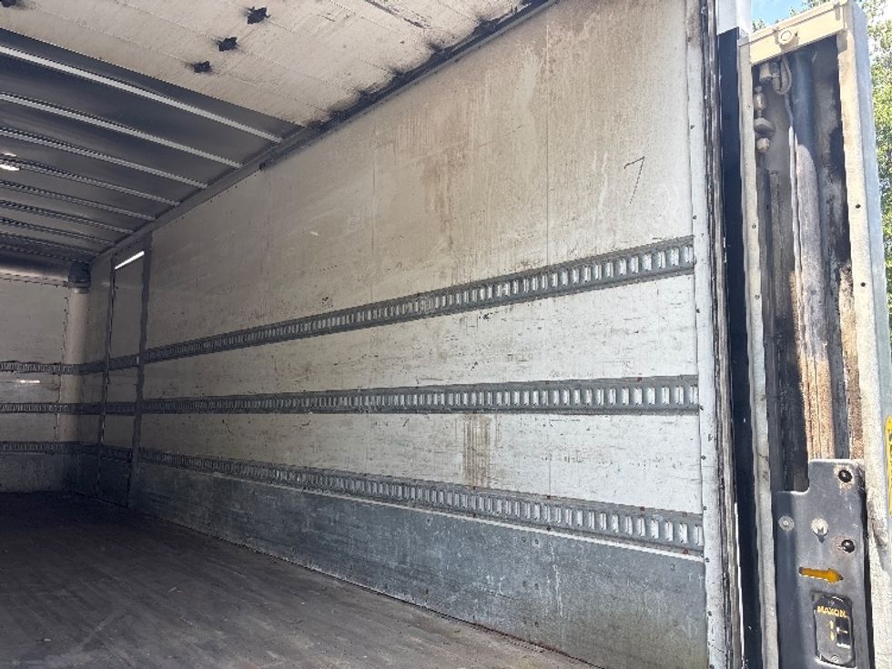 Medium Duty Box Truck-Light and Medium Duty Trucks-Freightliner-2019-M2-Gainesville-GA-214,423\n\t\tmiles-$ 46,750 - Image 12
