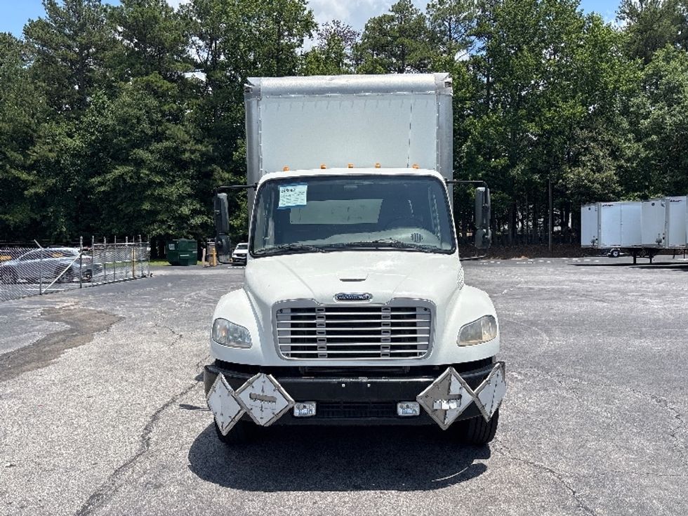 Medium Duty Box Truck-Light and Medium Duty Trucks-Freightliner-2019-M2-Gainesville-GA-214,423\n\t\tmiles-$ 46,750 - Image 2