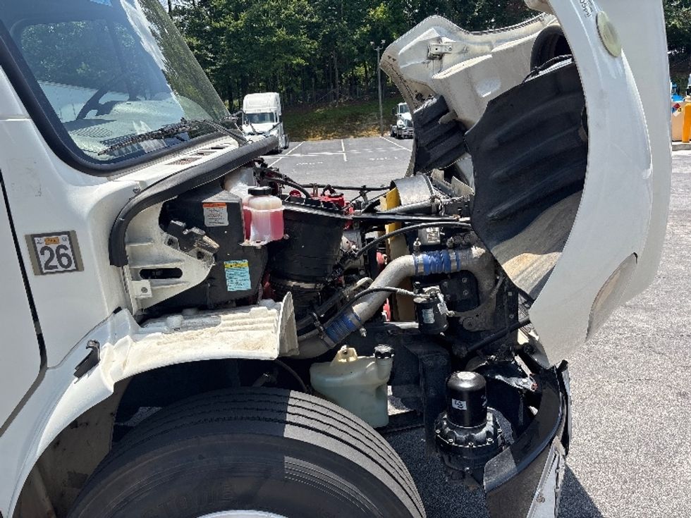 Medium Duty Box Truck-Light and Medium Duty Trucks-Freightliner-2019-M2-Gainesville-GA-214,423\n\t\tmiles-$ 46,750 - Image 23