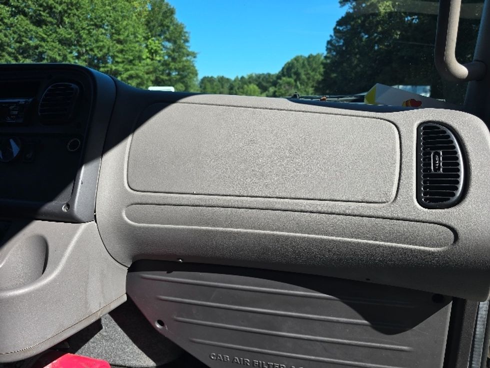 Medium Duty Box Truck-Light and Medium Duty Trucks-Freightliner-2019-M2-Gainesville-GA-239,882\n\t\tmiles-$ 45,250 - Image 21