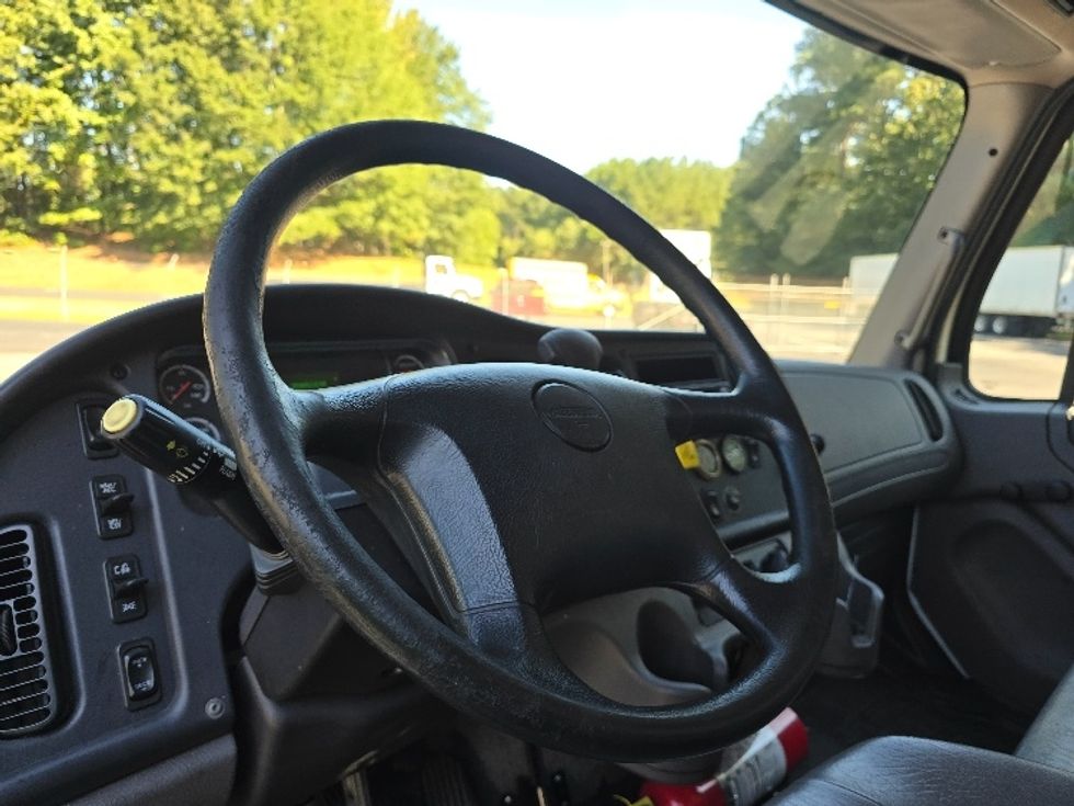 Medium Duty Box Truck-Light and Medium Duty Trucks-Freightliner-2019-M2-Gainesville-GA-283,229\n\t\tmiles-$ 35,750 - Image 17