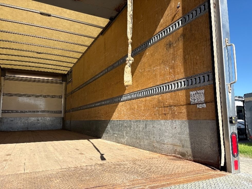 Medium Duty Box Truck-Light and Medium Duty Trucks-Freightliner-2019-M2-Gansevoort-NY-147,436\n\t\tmiles-$ 56,000 - Image 12